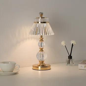 Crystal tabel lamp valgus toaline kaasaegne minimalistlik öö lambi pulm kingitus luksus high-end mõttes lambid nightlight