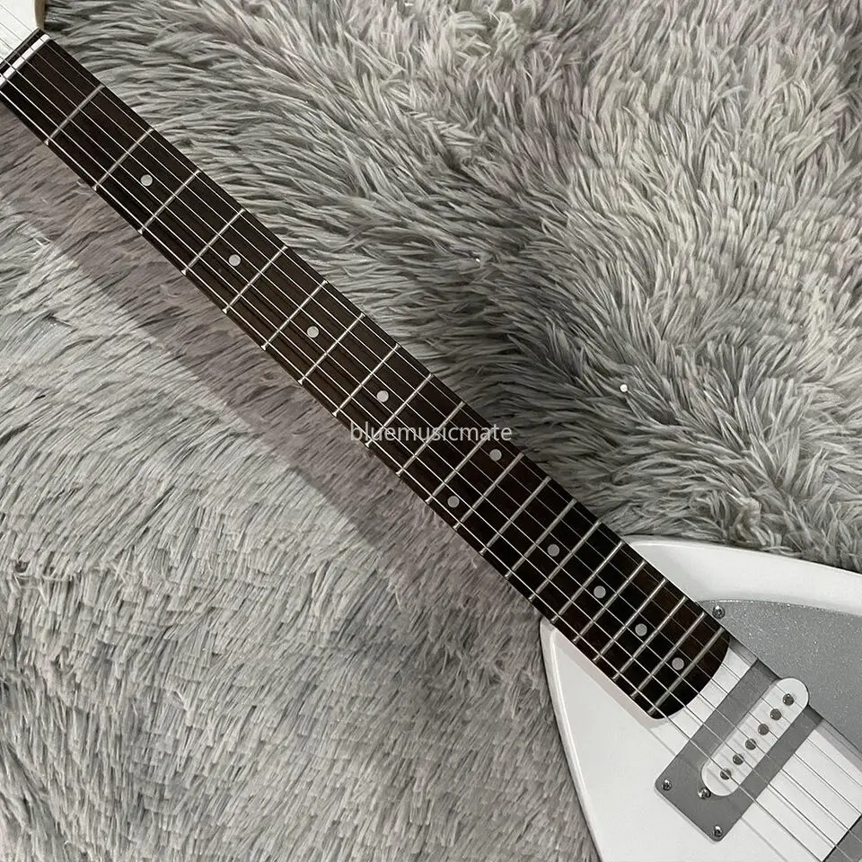 Custom Phantom Hutchins Brian Jones Vox Pisar tilk Allkiri Valge Electric Guitar Single Coil Pickup Hõbe Pickguard . ' - ' . 5